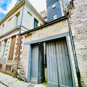 Apartment Vieux-lille : De Charme, Lille